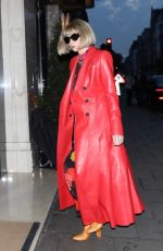 ANNA WINTOUR Out for Dinner in London 09/17/2023
