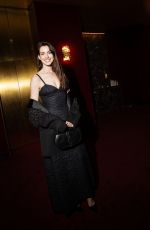 ANNE HATHAWAY at Met Opera Fall 2024 Opening Night at Metropolitan Opera House in New York 09/26/2023