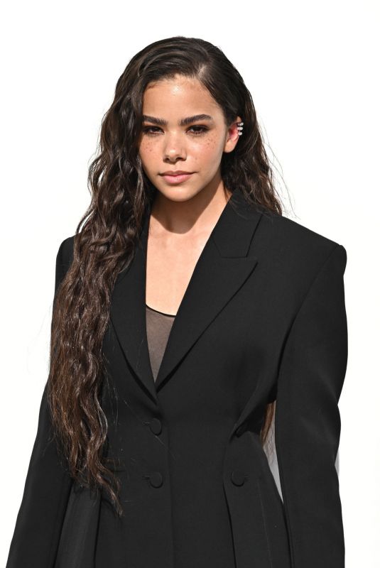 ANTONIA GENTRY at Givenchy Womenswear Spring/Summer 2024 Show at Paris Fashion Week 09/28/2023