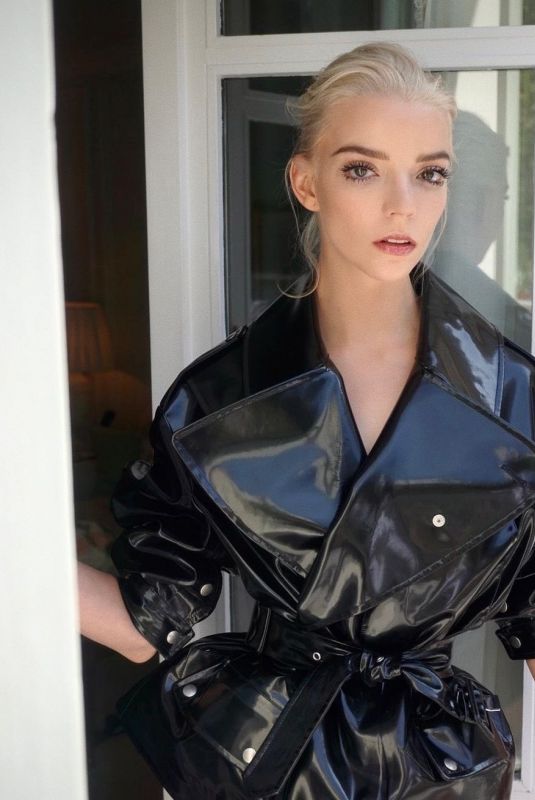 ANYA TAYLOR-JOY - Paris Fashion Week Portraits, September 2023
