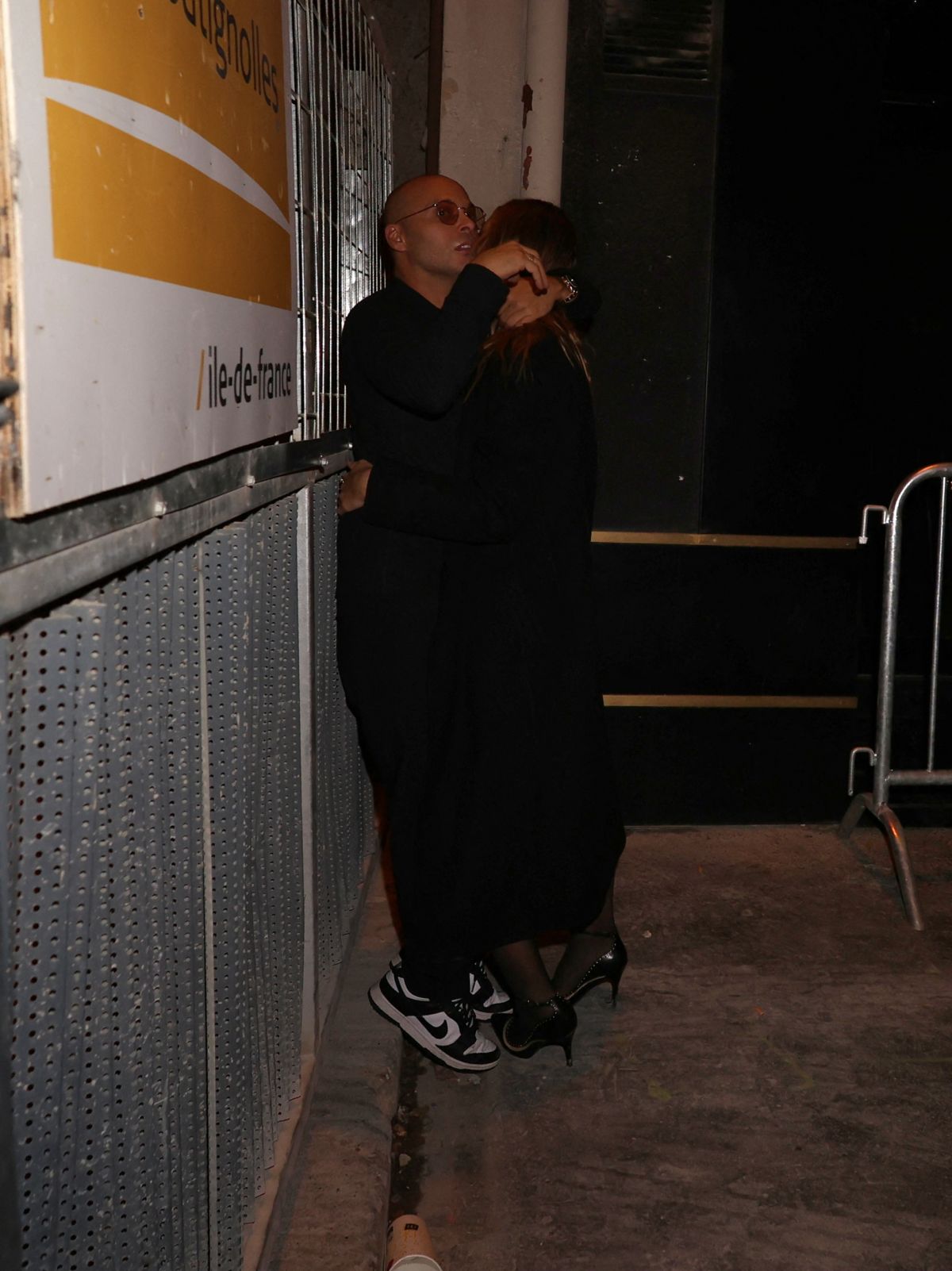 ARABELLA CHI and Richie Akiva Kissing Out at The Flower Nightclub in ...