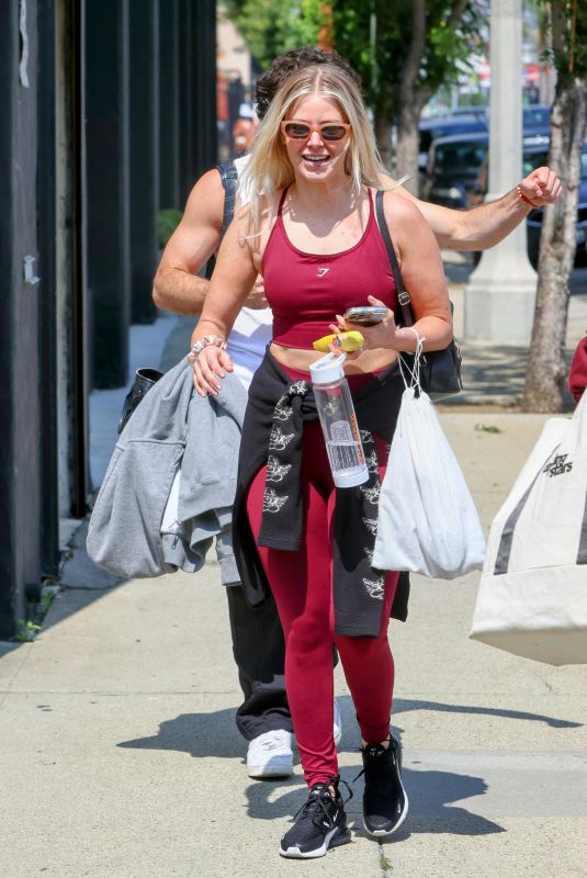 ARIANA AMDIX Arrives at DWTS Season 32 Dance Rehearsals in Los Angeles 09/18/2023