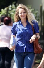 BIJOU PHILLIPS at a Food Distribution Mission in Santa Ynez 09/21/2023