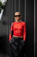 CAROLINE DAUR at Gucci Ancora Spring/Summer 2024 Womenswear Fashion Show at Fashion Week in Milan 09/22/2023