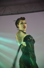 CERVENA FOX Puts on a Show at Girl