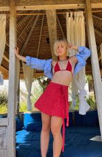 CLARA GALLE - Instagram Photos 09/04/2023