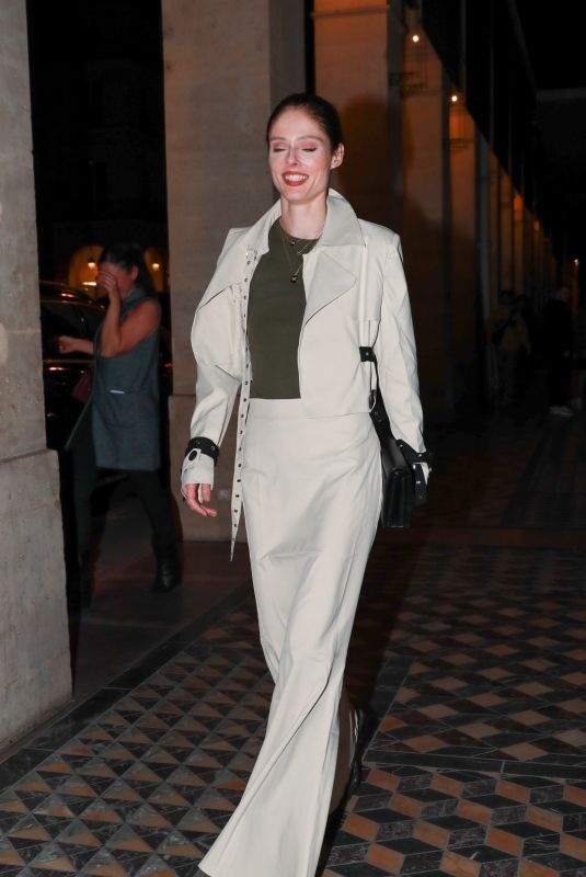 COCO ROCHA Leaves Hotel Costes at Paris Fashion Week 09/25/2023