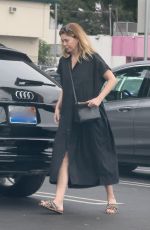 ELLEN POMPEO Shopping for Groceries in Los Feliz 09/17/2023