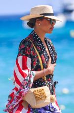 EMMA WEYMOUTH Arrives at Club 55 Beach in Saint-Tropez 09/01/2023