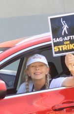 FRANCES FISHER at SAG Strike at Paramount Studios in Hollywood 09/08/2023