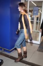 FREYA ALLAN Arrives in Milan 09/19/2023