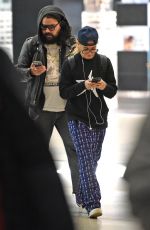 G FLIP Arrives at Airport in Melbourne 09/06/2023
