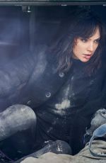 GAL GADOT in Gentlemen