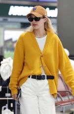 GIGI HADID Arrives at Milan Airport 09/21/2023
