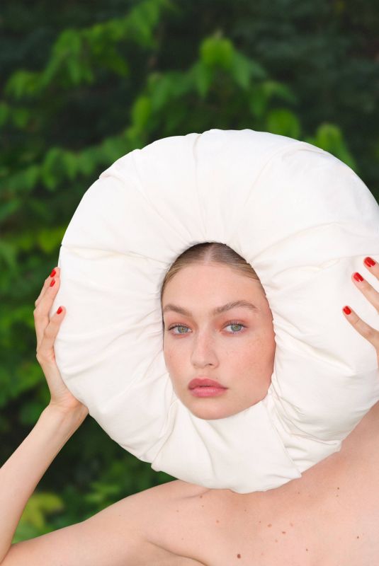 GIGI HADID for Jacquemus Le Chouchou Campaign, September 2023