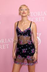 GRACE VANDERWAAL at Victoria