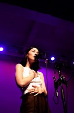 GRACIE ABRAMS Performs at Acoustic Shows in Nashville 09/11/2023