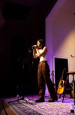 GRACIE ABRAMS Performs at Acoustic Shows in Nashville 09/11/2023