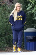GWEN STEFANI and Blake Shelton Out in Los Angeles 09/17/2023
