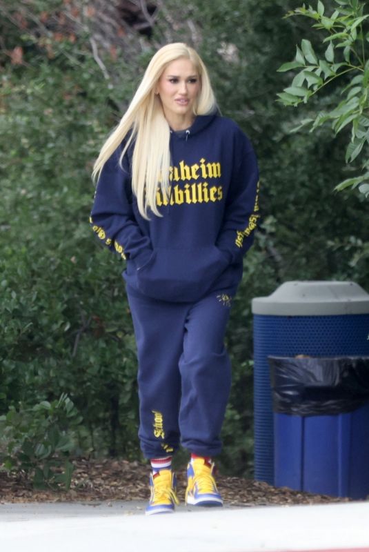 GWEN STEFANI and Blake Shelton Out in Los Angeles 09/17/2023