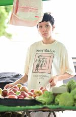 HALSEY Shopping at a Farmers Market in Los Angeles 09/03/2023