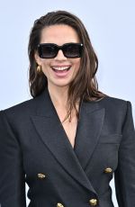 HAYLEY ATWELL at Chloe Womenswear Spring/summer 2024 Show in Paris 09/28/2023