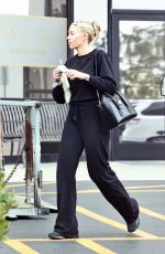 HEATHER RAE YOUNG HEading to a Salon in Newport Beach 09/15/2023