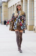 HEIDI KLUM Arrives at AGT Taping in Pasadena 09/19/2023