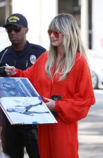 HEIDI KLUM Arrives on the Set of America