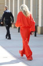 HEIDI KLUM Arrives on the Set of America