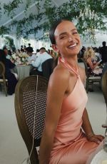 HELEN OWEN - Instagram Photos 09/17/2023