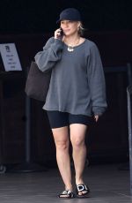 HILARY DUFF Shopping at Michaels Art Supply Store in Studio City 09/25/2023