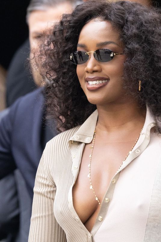 IZA Arrives at Fendi Fashion Show in Milan 09/20/2023