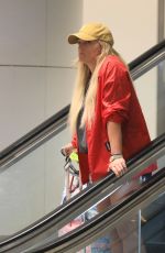 JAMIE LYNN SPEARS Arrives in Los Angeles 09/07/2023