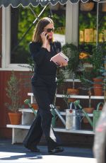 JENNIFER GARNER Out and About in Santa Monica 09/26/2023