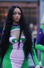 JORDYN and JODIE WOODS Out at New York Fashion Week 09/10/2023 | picture pub