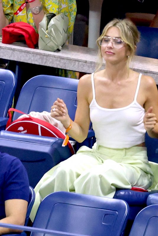 JULIANNE HOUGH at US Open in New York 09/06/2023