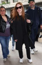 JULIANNE MOORE Out and About in Milan 09/22/2023