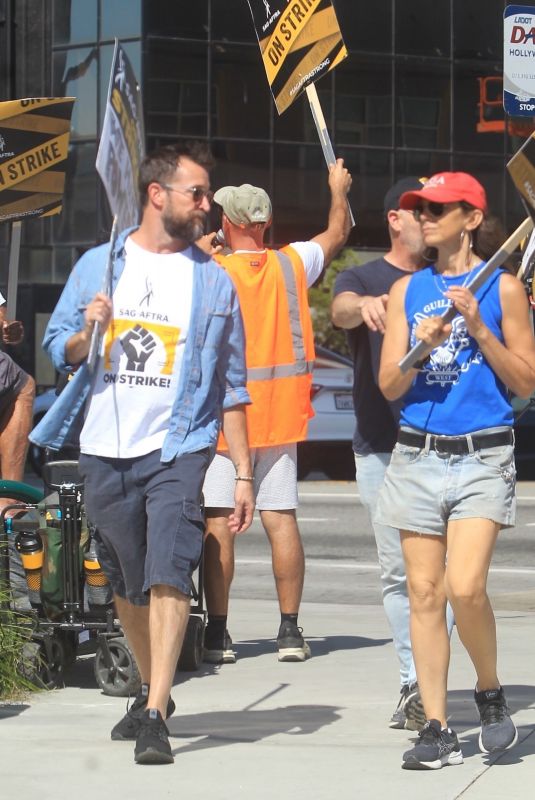 JUSTINE BATEMAN Supports SAG Strike at Netflix in Hollywood 09/26/2023