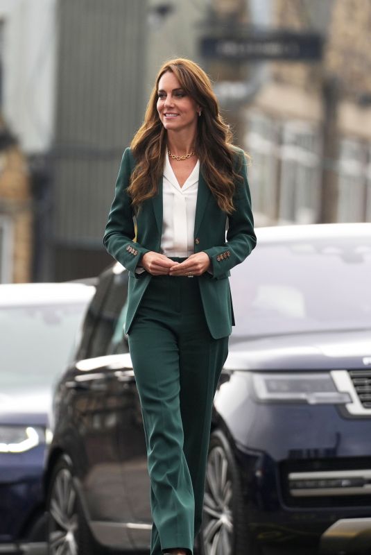 KATE MIDDLETON Visits AW Hainsworth Textile Mill in Leeds 09/26/2023