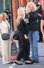 KATE MOSS Arrives at Vogue World Show at London Fashion Week 09/14/2023