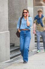 KATIE HOLMES Out Chatting on Phone in New York 09/22/2023