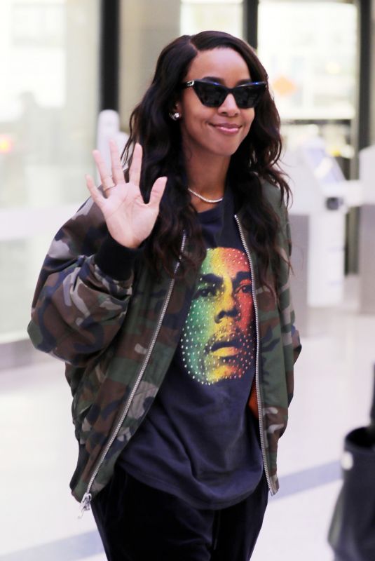KELLY ROWLAND at LAX Airport in Los Angeles 09/22/2023