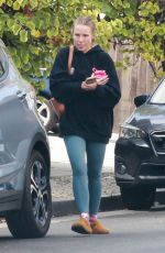 KRISTEN BELL Heading to a Gym in Los Feliz 09/22/2023