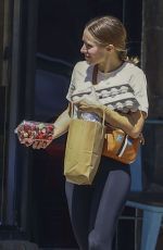 KRISTEN BELL Out Shopping Grocery in Los Feliz 09/07/2023