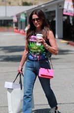 KYLE RICHARDS Out Shopping in Beverly Hills 08/31/2023