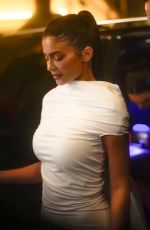 KYLIE and KENDALL JENNER Arrives for Dinner at Siena Paris 09/26/2023