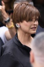 LINDA EVANGELISTA Arrives at Fendi Fashion Show in Milan 09/20/2023