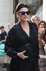 LINDA EVANGELISTA Arrives to Her Book Signing on Dover Street in London 09/16/2023