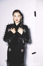 LUCY HALE for Contentmode Magazine, October 2023